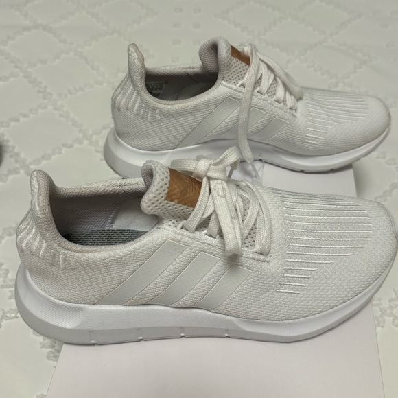Adidas Swift Run sneakers - Picture 3 of 5